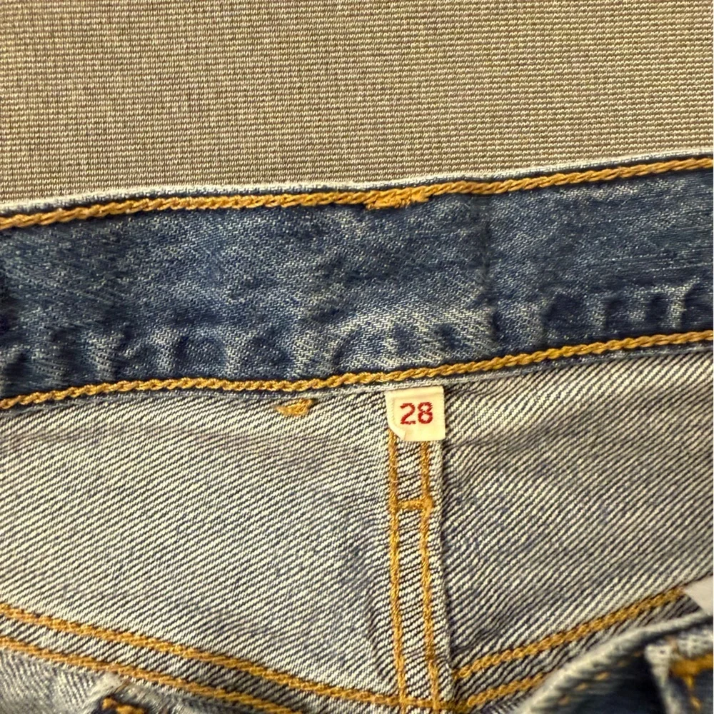 Women’s Vintage Levi’s “Dad Jeans” Style #5096, Leather Patch, Big E Size 28 - Picture 10 of 10